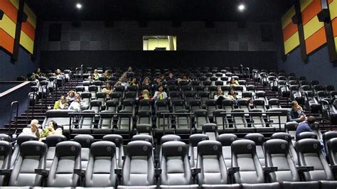 Salas de Cinemas Moviecom .